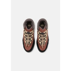 UGG CAPTRAIL HIGH Botines con plataforma red jasper