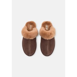 UGG SCUFFETTE II Pantuflas burnt cedar