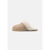 UGG SCUFFETTE II Pantuflas mustard seed/natural