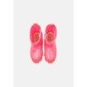 UGG CLASSIC BRELLAH MINI Botas para la nieve super coral