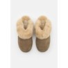 UGG CLASSIC SLIPPER II Pantuflas antilope