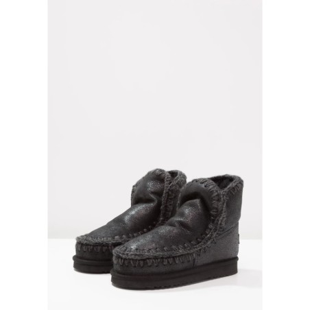 Mou Botines cracked black