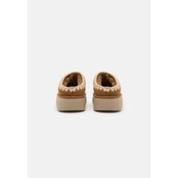 Mou BOUNCE LOGO Sandalias planas cognac