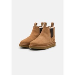 UGG NEUMEL CHELSEA Botines Castañas