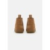 UGG NEUMEL CHELSEA Botines Castañas