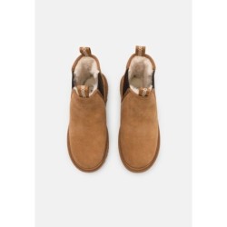 UGG NEUMEL CHELSEA Botines Castañas