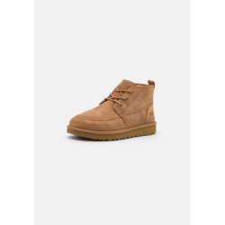 UGG NEUMEL MOC Botas para la nieve Castañas