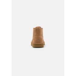 UGG NEUMEL MOC Botas para la nieve Castañas