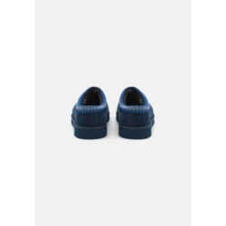 UGG TASMAN Pantuflas Aguas profundas