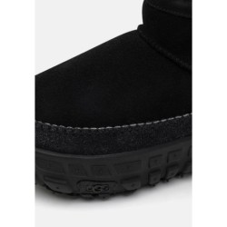 UGG VENTURE DAZE ULTRA MINI UNISEX Botas para la nieve Negro