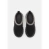 UGG VENTURE DAZE UNISEX Mocasines Negro