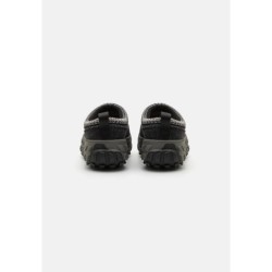 UGG VENTURE DAZE UNISEX Mocasines Aceituna