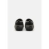 UGG VENTURE DAZE UNISEX Mocasines Aceituna
