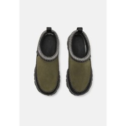UGG VENTURE DAZE UNISEX Mocasines Aceituna