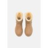 UGG MINI BAILEY BOW II Botines sand