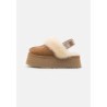 UGG FUNKETTE Sandalias chestnut