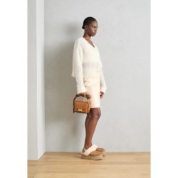 UGG FUNKETTE Sandalias chestnut