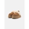 UGG FUNKETTE Sandalias chestnut