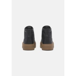 Timberland MID PULL ON Botines bajos black full grain