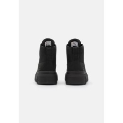 Timberland GREYFIELD BOOT Botines con cordones black