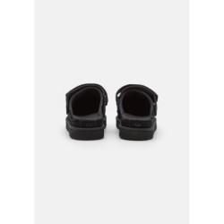 UGG GOLDENSTAR Pantuflas black
