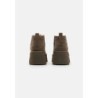 UGG CLASSIC ULTRA MINI NEW HEIGHTS Botines bajos hickory