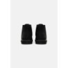 Timberland NEWMARKET CHUKKA Botines con cordones black