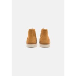 Timberland NEWMARKET CHUKKA Botines con cordones wheat