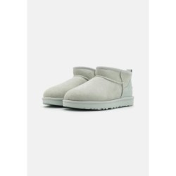 UGG CLASSIC ULTRA MINI Botines bajos goose