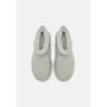 UGG CLASSIC ULTRA MINI Botines bajos goose