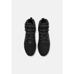 Timberland FIELD TREKKER Zapatillas altas black