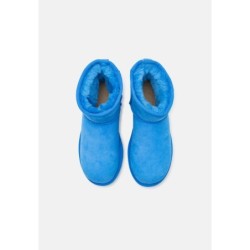 UGG CLASSIC MINI II Botines bajos big sky