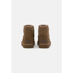 UGG CLASSIC MINI II Botines bajos burnt hickory