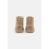 UGG CLASSIC MINI II Botines bajos burnt mustard seed