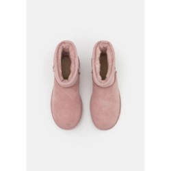 UGG CLASSIC MINI II Botines bajos burnt rose grey