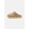 UGG GOLDENSTAR Pantuflas sand