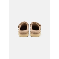 UGG GOLDENSTAR Pantuflas sand