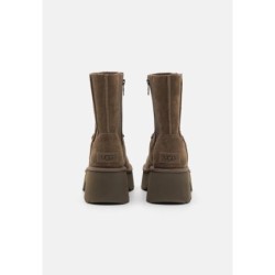 UGG CLASSIC TWIN SEAM NEW HEIGHTS Botines con plataforma hickory