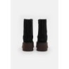 UGG CLASSIC TWIN SEAM NEW HEIGHTS Botines con plataforma black