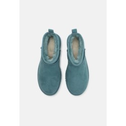 UGG CLASSIC ULTRA MINI Botines bajos deep ice