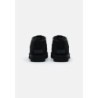UGG CLASSIC ULTRA MINI Botines bajos black
