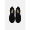 UGG CLASSIC ULTRA MINI PLATFORM Botines con plataforma negro