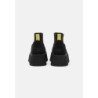 UGG CLASSIC MINI DIPPER Botines con plataforma black