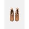 UGG NEW HEIGHTS PLATFORM MINI Botines de tacón chestnut