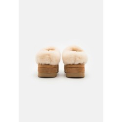 UGG TAZZLITA Mocasines chestnut