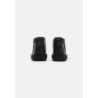 UGG CLASSIC ULTRA MINI Botines con plataforma black