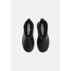 UGG CLASSIC ULTRA MINI Botines con plataforma black