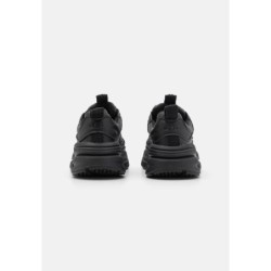 UGG Zapatillas black