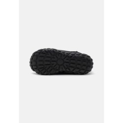 UGG VENTURE DAZE ULTRA MINI UNISEX Botas para la nieve black
