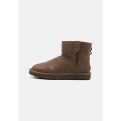 UGG CLASSIC MINI BAILEY ZIP Botines hickory